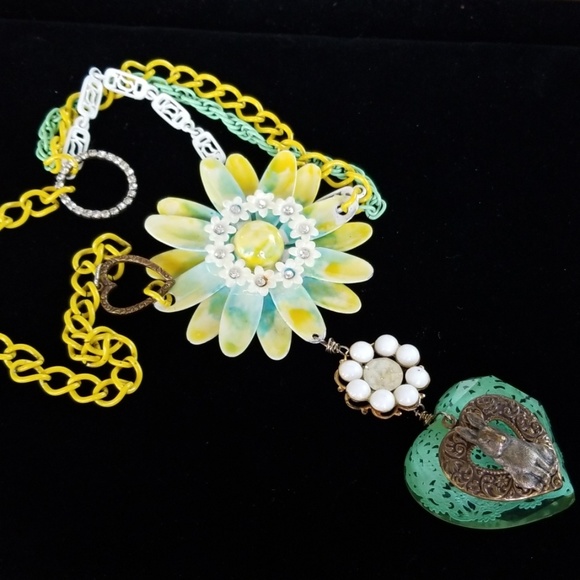 Repurposed Assemblage Vintage Necklace - Picture 9 of 10